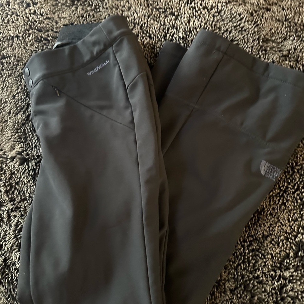 The North Face Women’s Black WindWall Lined Snowpants